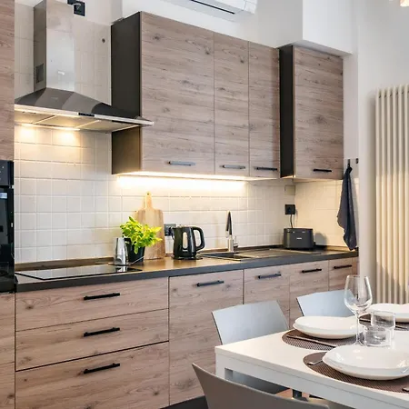 Japo House - Like At Your House Apartment