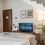 Japo House - Like At Your House Pusiano