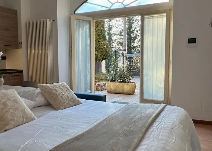 Japo House - Like At Your House Pusiano