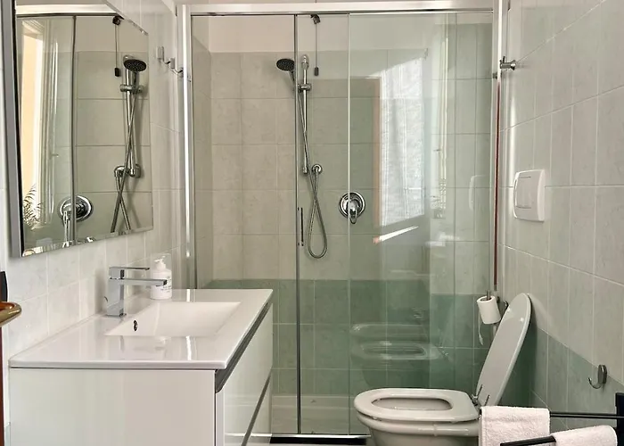 Japo House - Like At Your House Daire