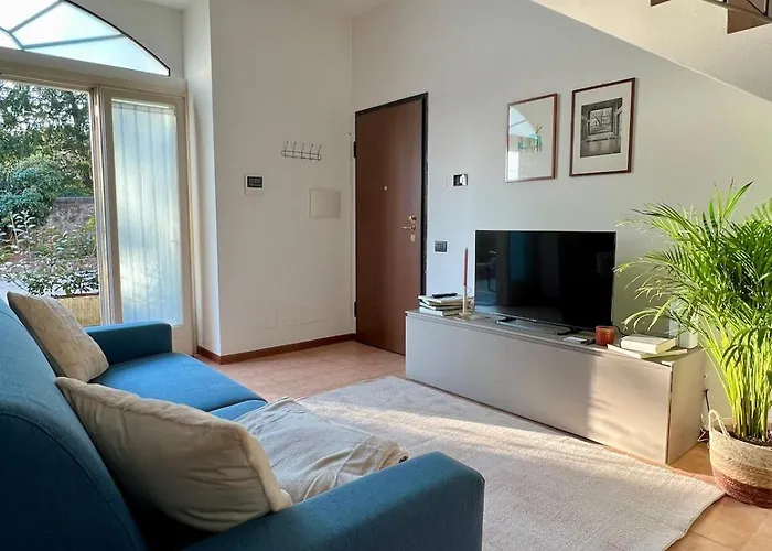 Japo House - Like At Your House Daire Pusiano