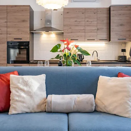Japo House - Like At Your House شقة *